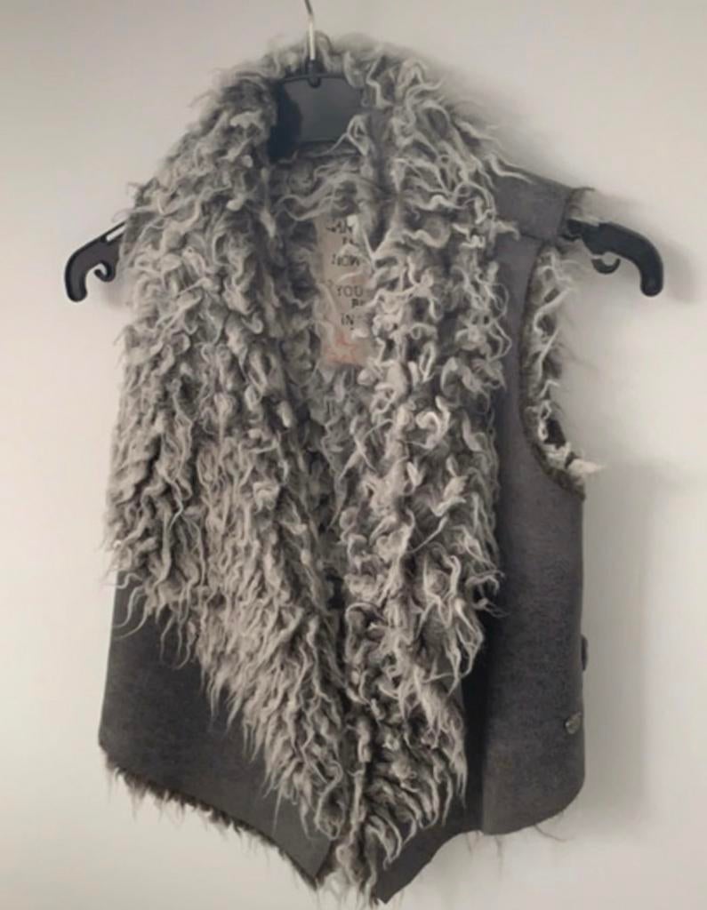 Garcia jeans gilet sans manches fille 140/146, Enlèvement, Comme neuf, Fille