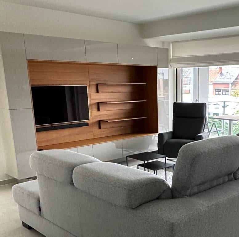 Italiaanse maatwerk wandkasten design in lak, Huis en Inrichting, Ophalen, Nieuw, Overige houtsoorten, Met deur(en)