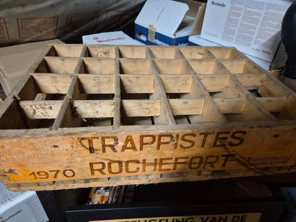 Oude houten bierbak Rochefort, Ophalen