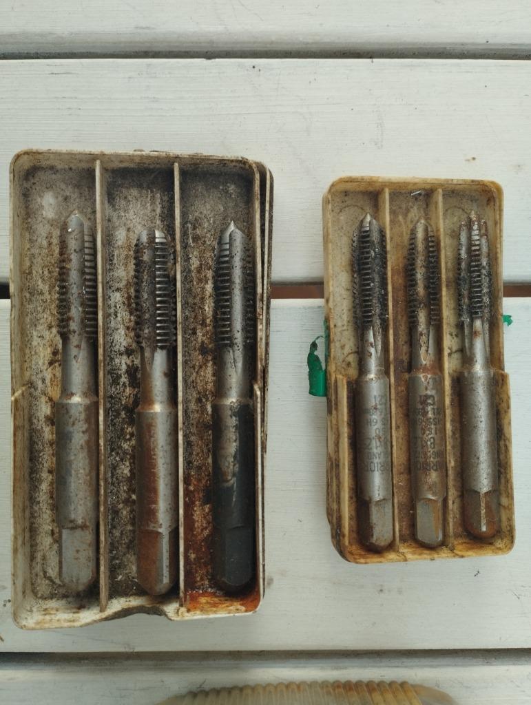 Toebehoren Tapmateriaal wel verroest, Ophalen, Gebruikt