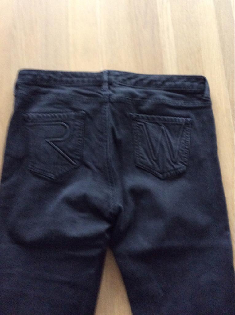 Zwarte en blauwe damesjeans van River Woods maat 31, Kleding | Dames, Verzenden, Gedragen