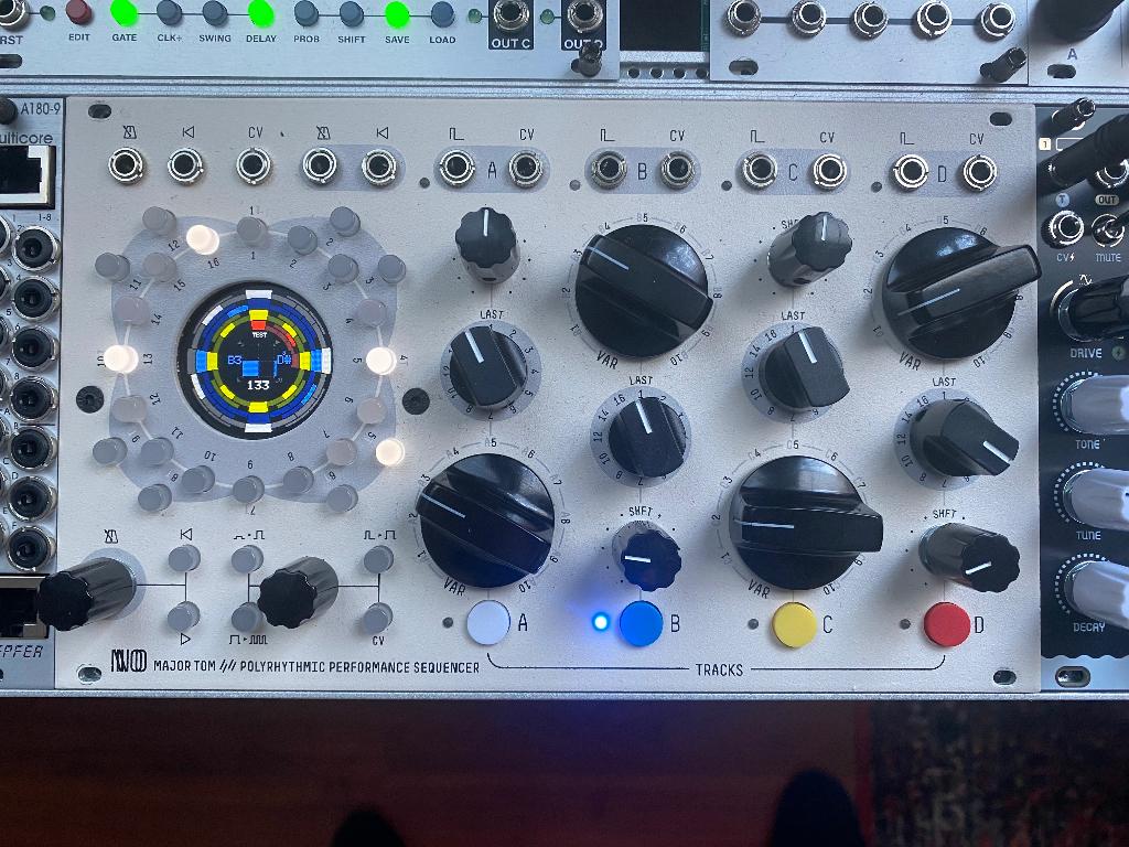 Nono Modular Major Tom + Blister cv-expander, Muziek en Instrumenten, Ophalen of Verzenden, Zo goed als nieuw
