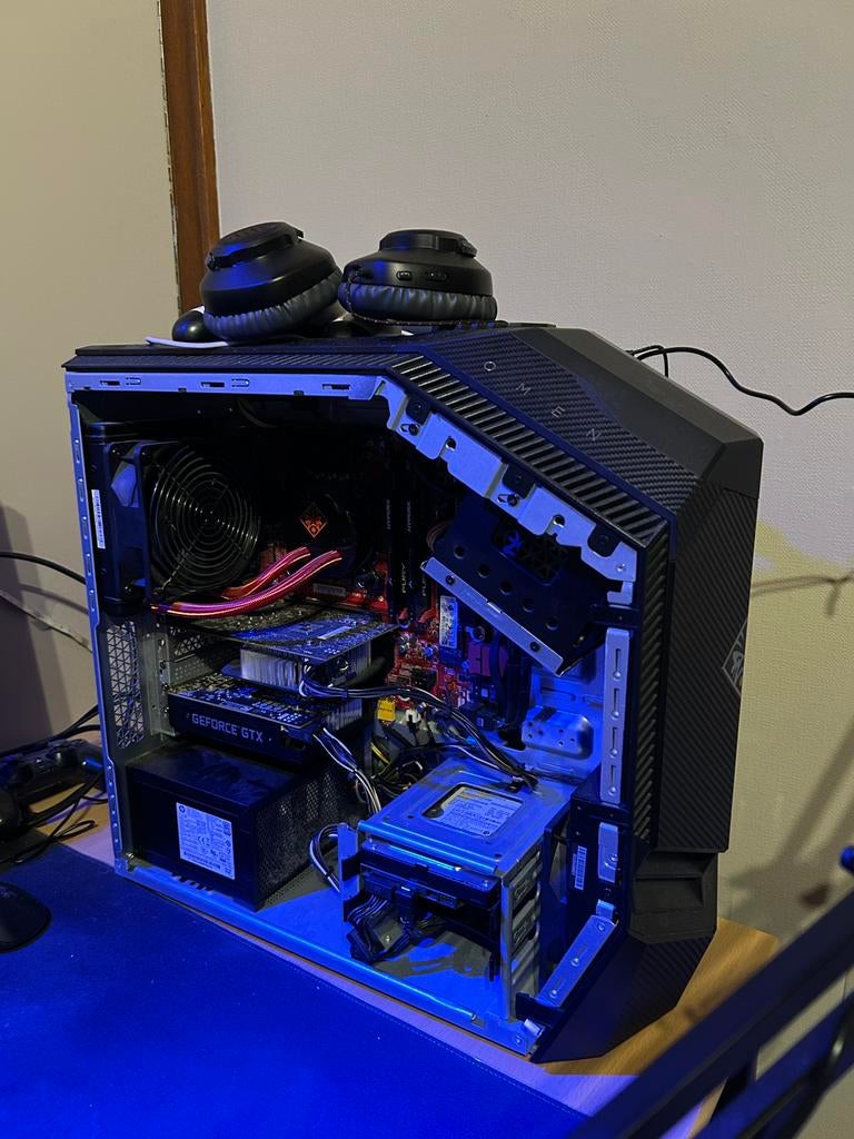 Gaming PC GTX 1060 i7 8700k ddr4 2 x 8 gb ram, Computers en Software, Desktop Pc's, Ophalen, Gebruikt, HDD, 8 GB