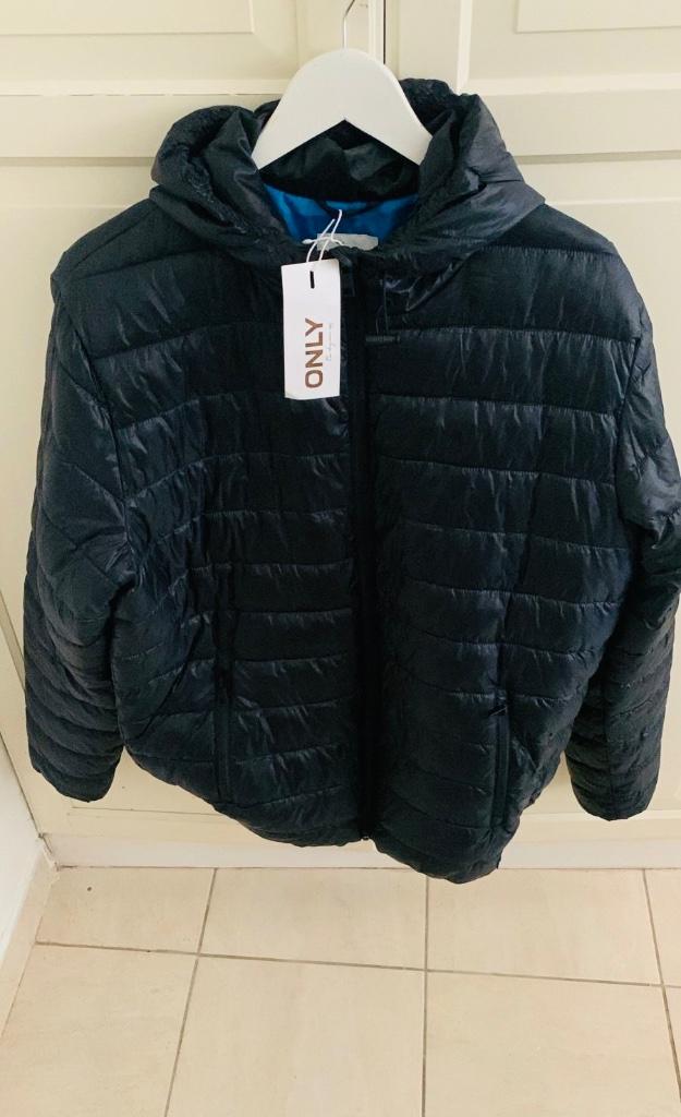 Veste neuve de la marque Only & Sons, Neuf, Enlèvement ou Envoi, Taille 56/58 (XL), Bleu