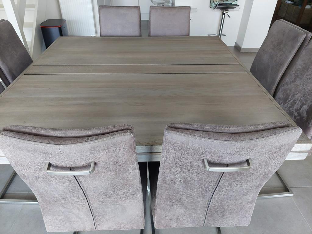 Belle table à manger en chêne massif, Maison & Meubles, Neuf, 150 à 200 cm, Cinq personnes ou plus, Carré