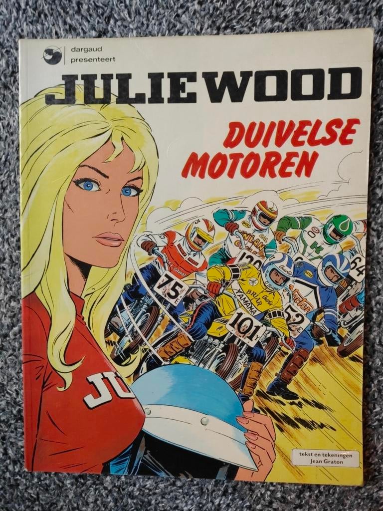 Julie Wood - duivelse motoren, Boeken, Stripverhalen, Ophalen of Verzenden, Gelezen