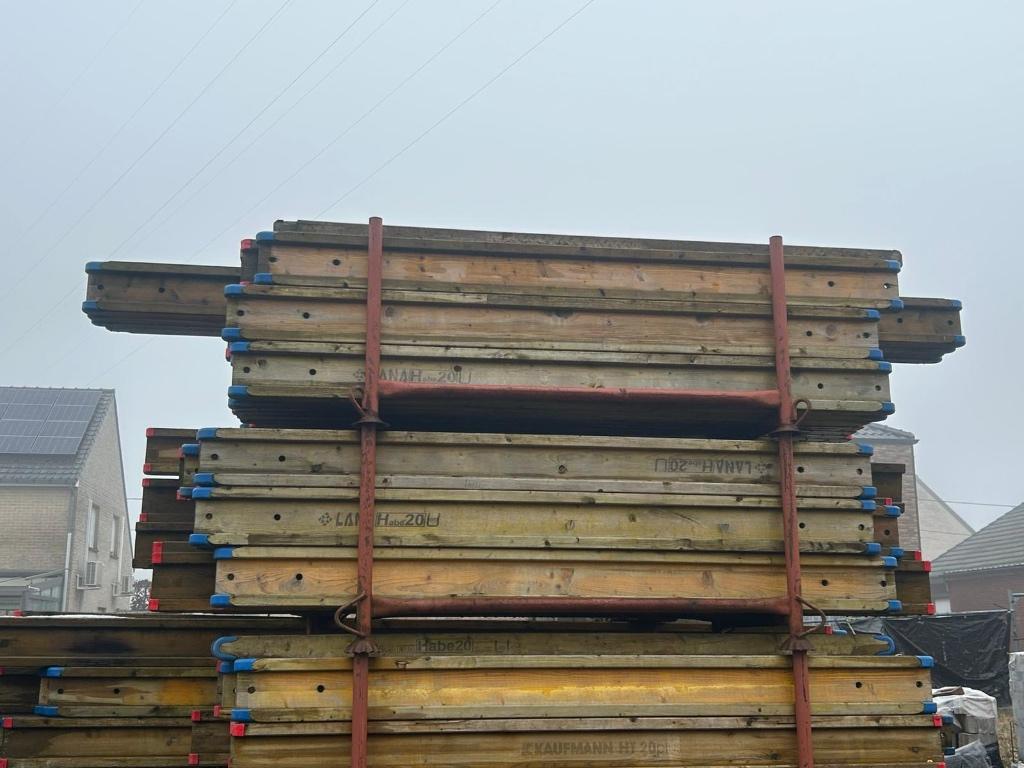 Bouwmateriaal, Enlèvement, Utilisé