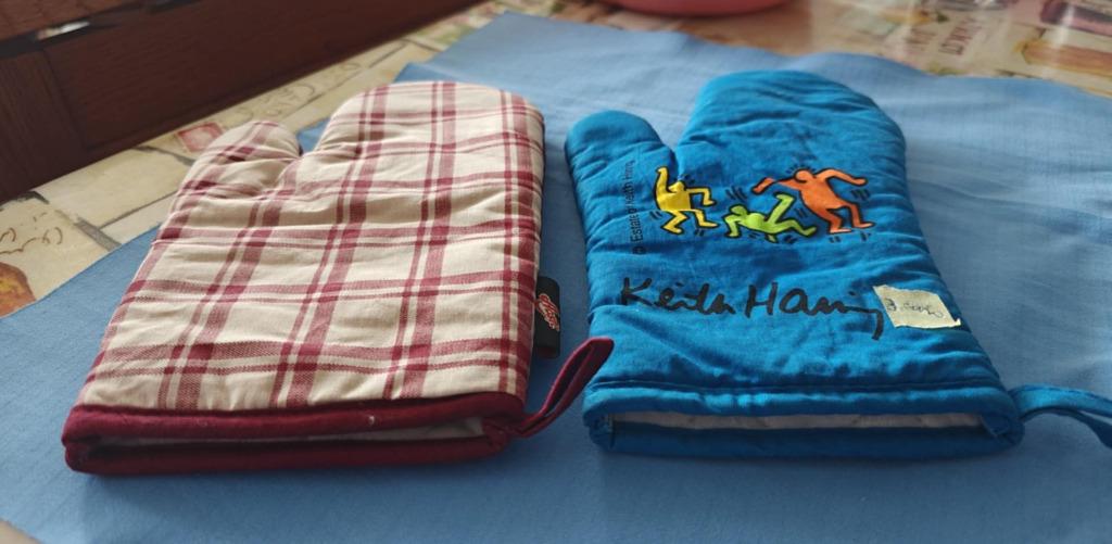 gants de cuisine en coton 4 pièces, Maison & Meubles, Cuisine | Linge de cuisine, Enlèvement ou Envoi, Comme neuf, Bleu, Autres types