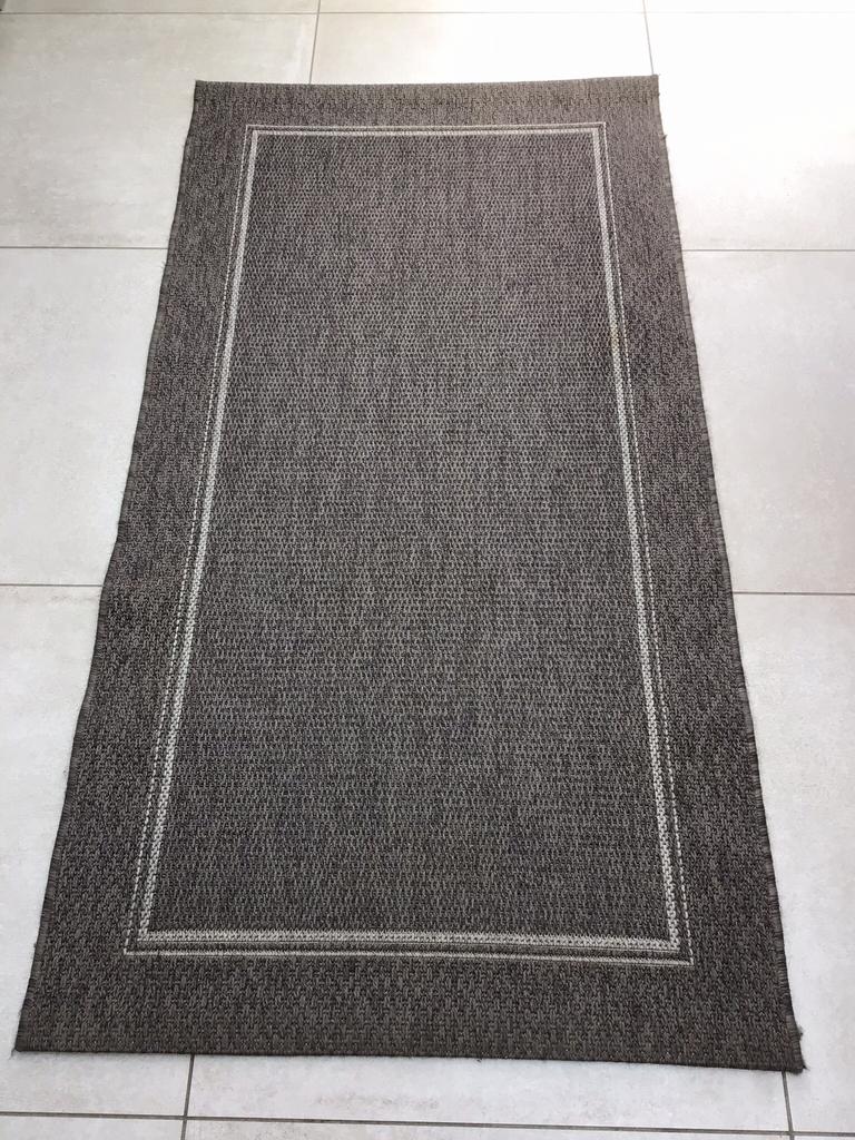 Carpette grise rectangulaire, Enlèvement, Comme neuf