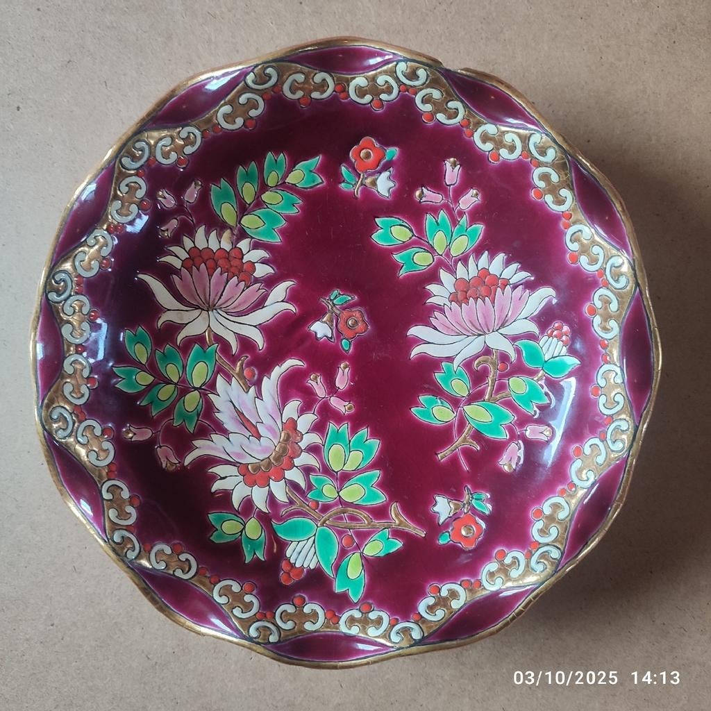 Ancien plat en émaux de Longwy ., Enlèvement, Utilisé, Porcelaine, Assiette ou Plat