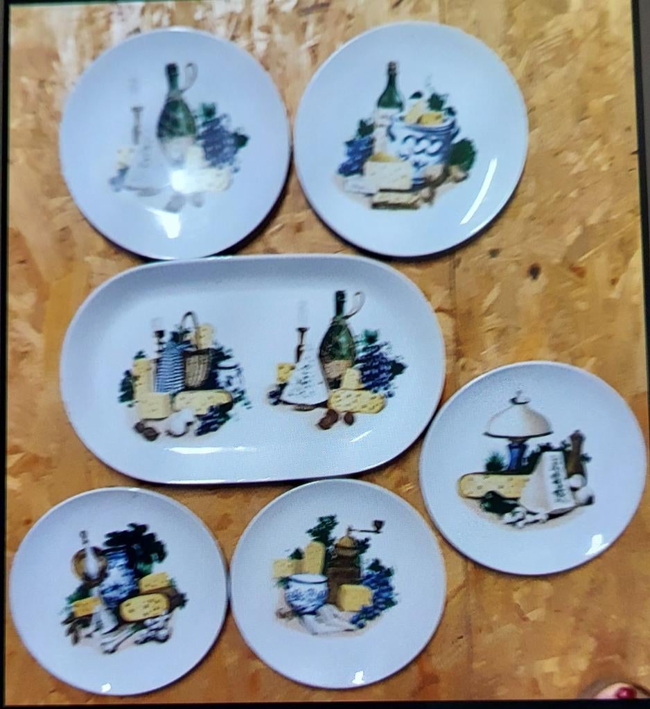 Plat et assiettes à fromage, Enlèvement ou Envoi