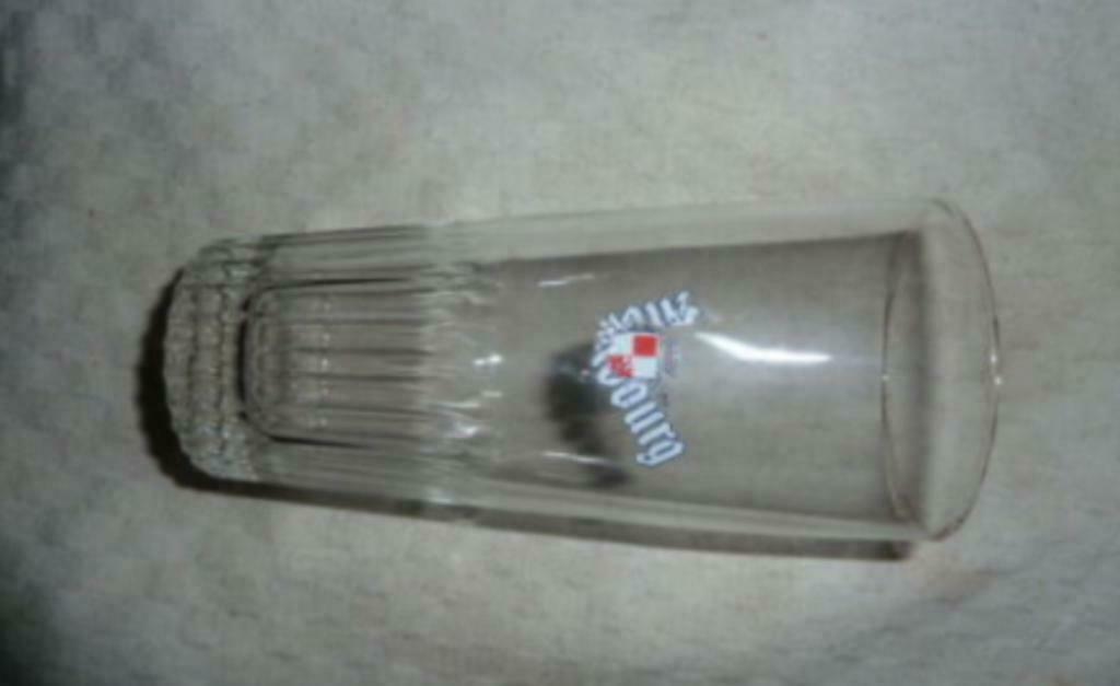 #C bier glas KRONENBOURG ribbelglas ' MISDRUK ', Verzamelen, Ophalen of Verzenden, Gebruikt, Bierglas