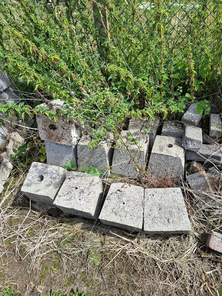 Betonnen funderingsblokken; betonpoer, Tuin en Terras, Ophalen of Verzenden, Zo goed als nieuw