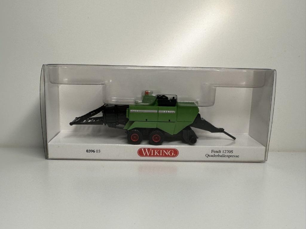 Remorque Agricole Moderne FENDT 1270S PRESSE BALLOTS FOIN, Enlèvement ou Envoi, Neuf, Grue, Tracteur ou Agricole, Wiking
