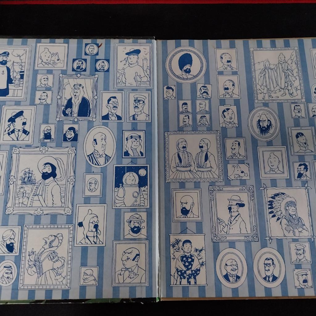 STRIP KUIFJE „WIJ WANDELDEN OP DE MAAN”, editie 1966, Boeken, Ophalen, Gelezen, HERGE