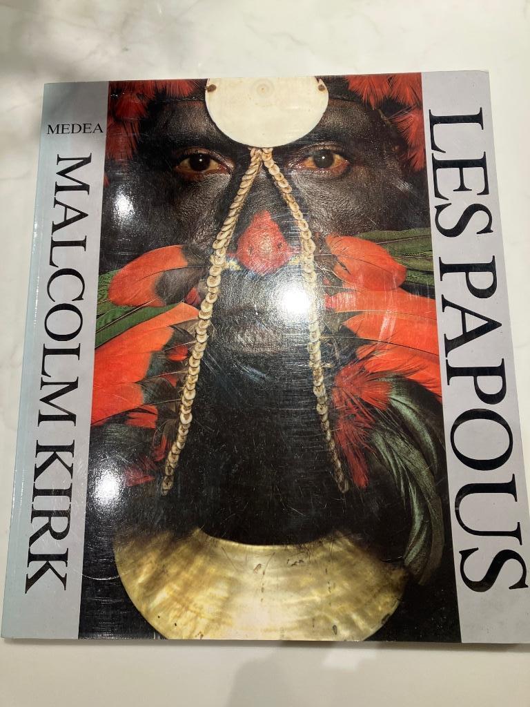 Boek : fotografie Les papous, Comme neuf, Enlèvement, Malcolm Kirk, Photographie général