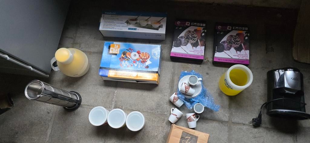 5 euros par pièce : sac de cuisine, cafetière, sauce, thermo, Enlèvement