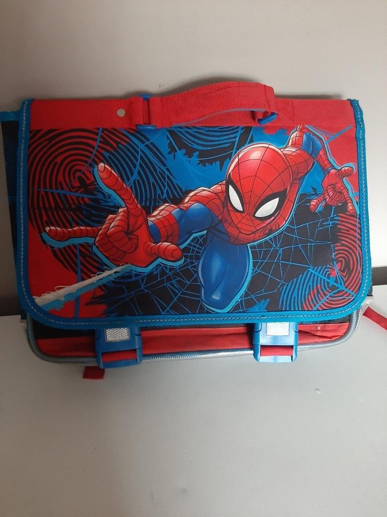 Boekentas spiderman, Enlèvement, Comme neuf