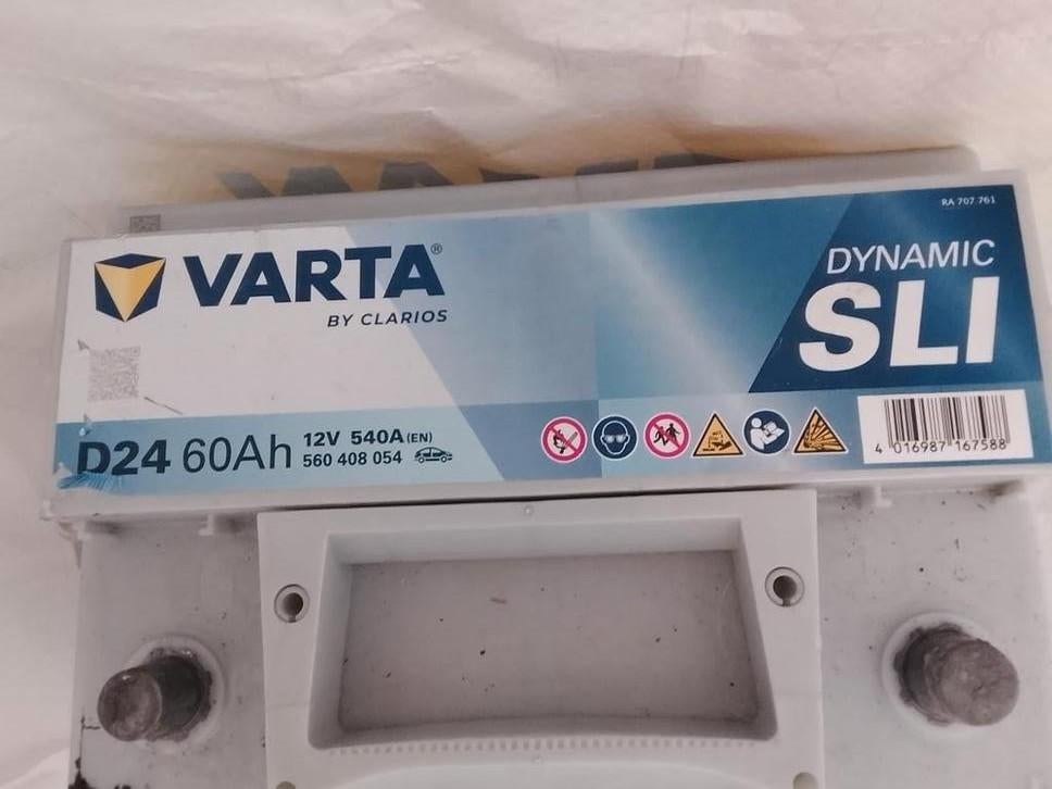 Batterie Varta 60Ah, Autos : Pièces & Accessoires, Batteries & Accessoires