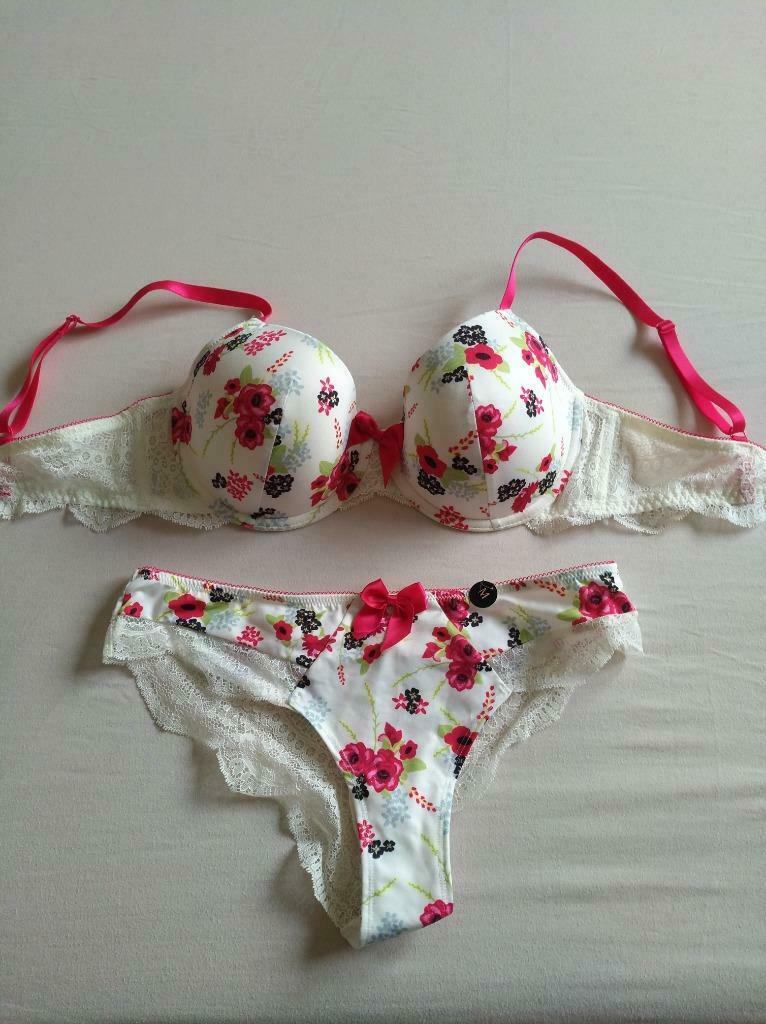 Nieuw lingerie setje maat 80D., Hunkemöller, Enlèvement ou Envoi, Ensemble