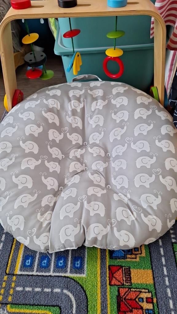 Chicco Boppy kussen/nestje, Kinderen en Baby's, Ophalen, Zo goed als nieuw