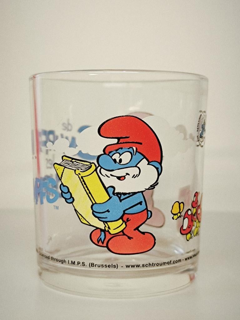 Smurfen Peyo 2010 Grote Smurf glas, Collections, Schtroumpfs, Enlèvement ou Envoi, Grand Schtroumpf