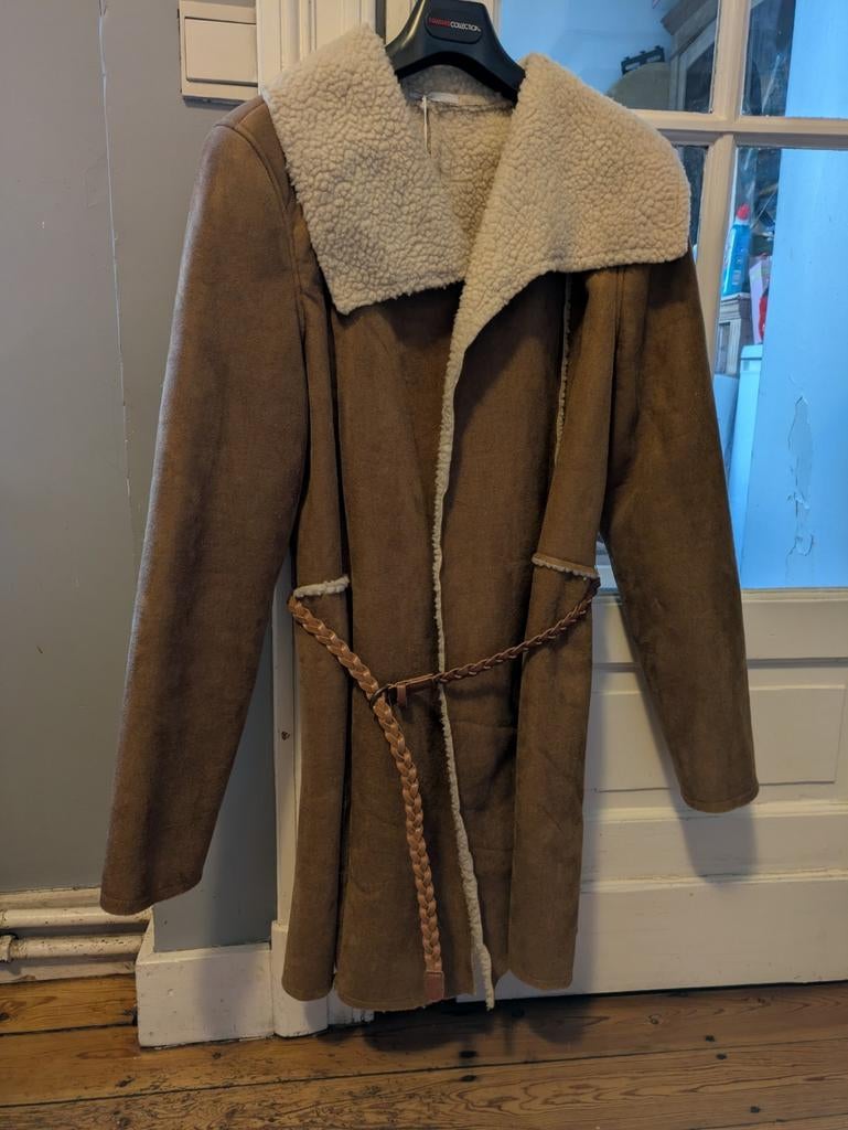 Jas van schaap/polyester, Ophalen