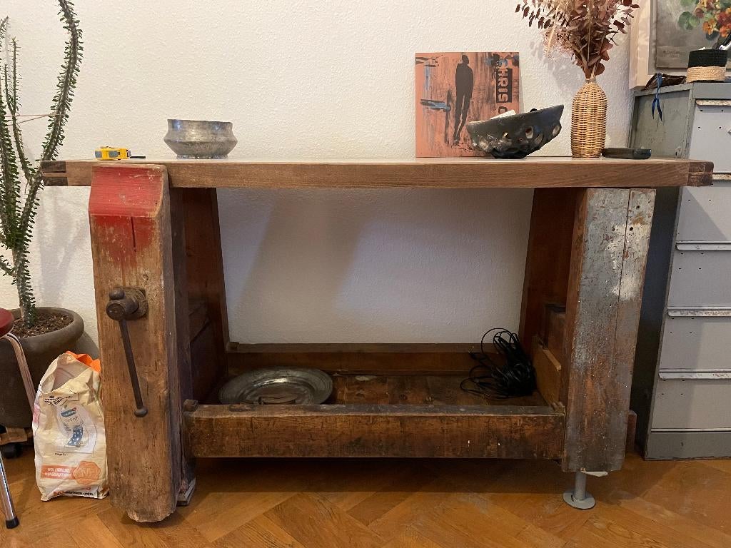 établis en bois- plateau en marbre vintage, Enlèvement