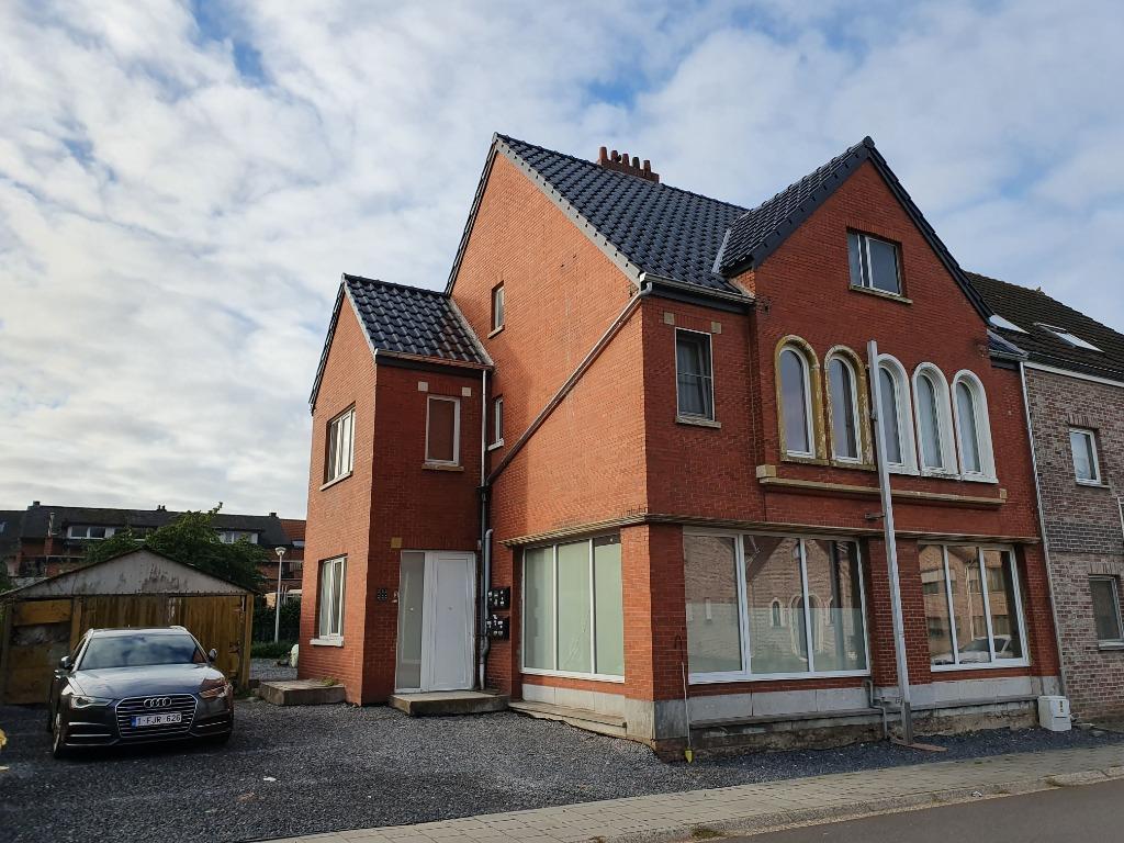 Opbrengsteigendom kamerwoning logement met 6 huurders, Immo, Huizen en Appartementen te koop, 200 tot 500 m², Genk, Overige soorten