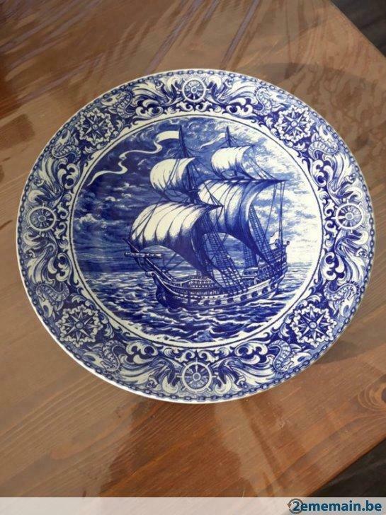Assiette Boch de décoration