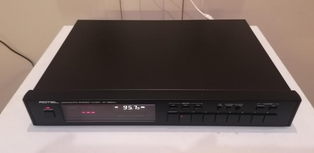 Rotel RT-850AL  Stereo FM Tuner, Enlèvement ou Envoi, Comme neuf