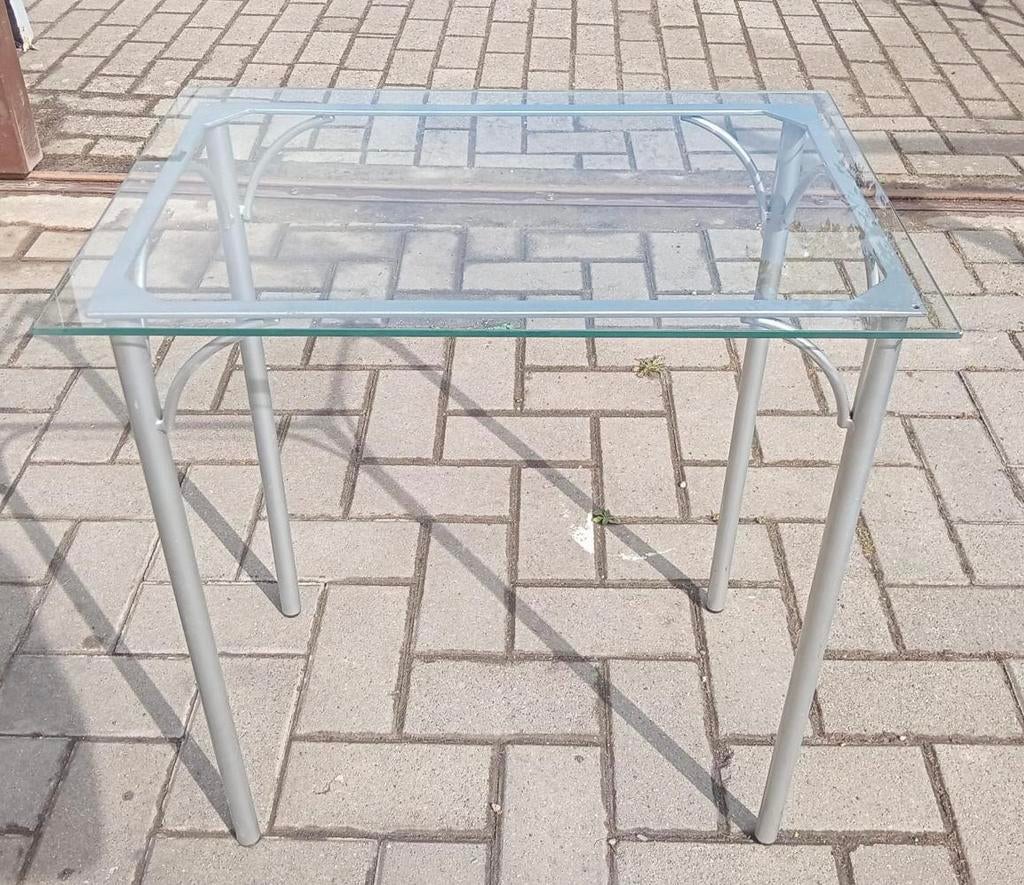 Table d'appoint en verre sur cadre en aluminium, Enlèvement, Utilisé
