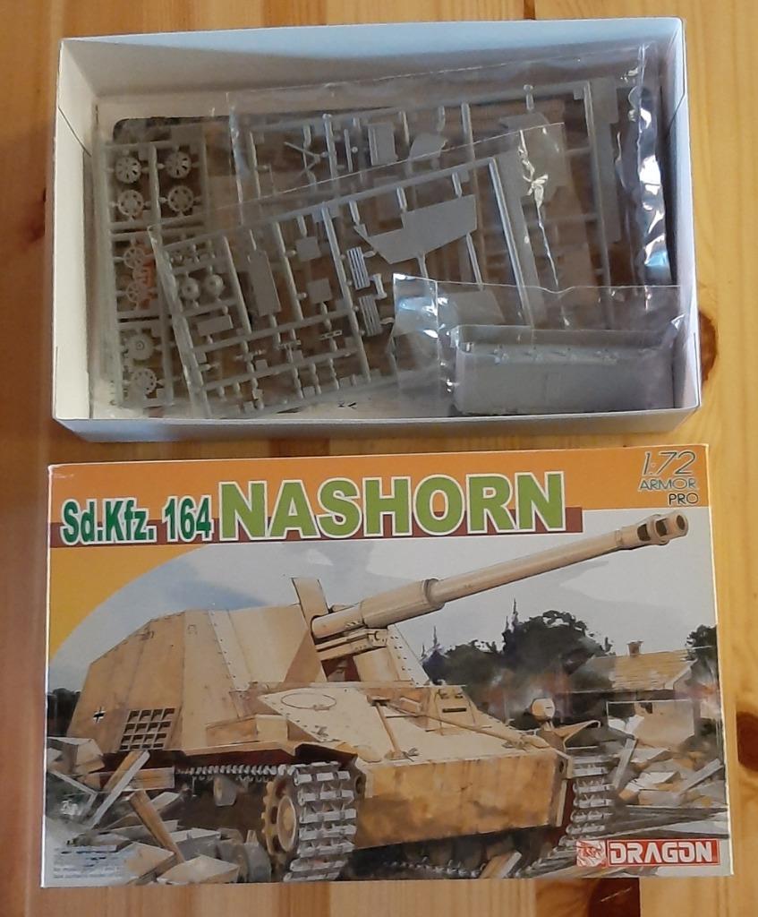 Sd.Kfz. 164 Nashorn  Dragon model 1/72, Enlèvement ou Envoi, Comme neuf, Tank