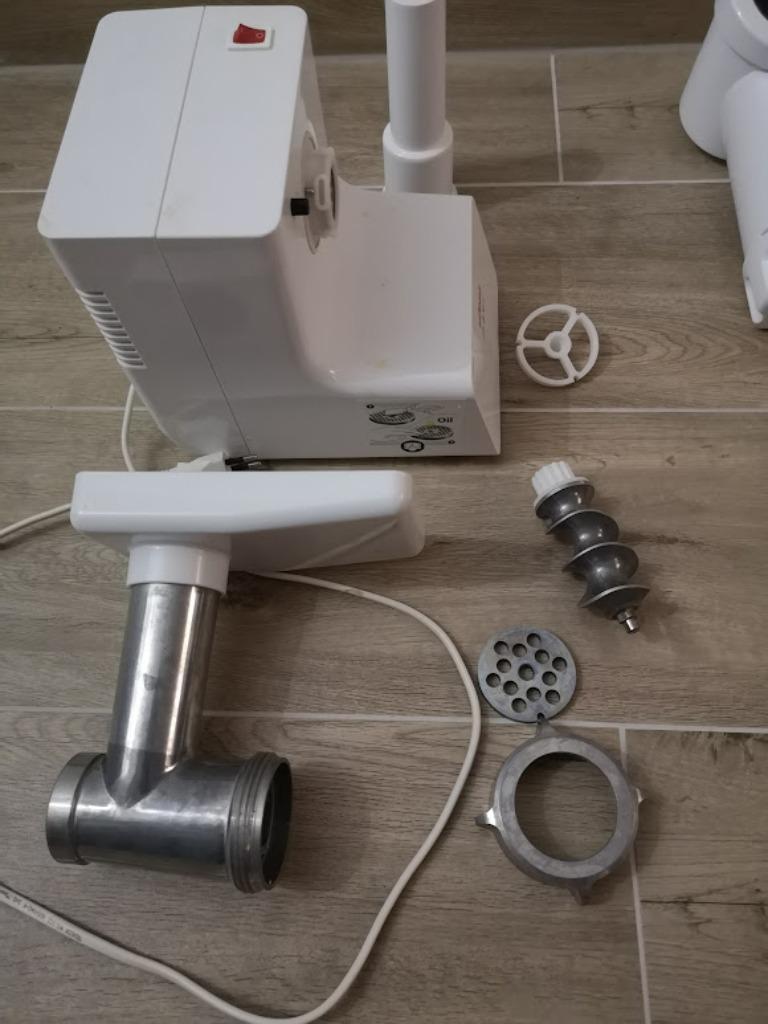 vleesmolen - kaas, Elektronische apparatuur, Keukenmixers, Ophalen, Zo goed als nieuw