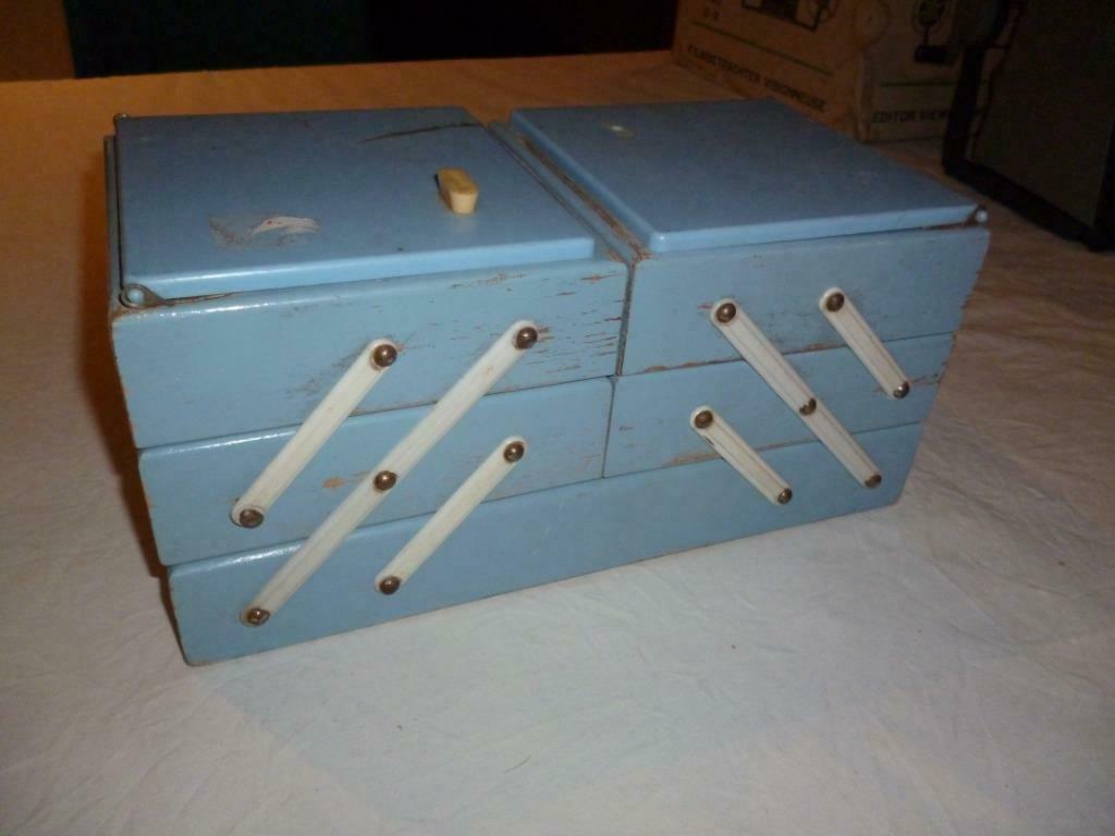 Boîte à couture vintage en bois ancienne petite travailleuse, Enlèvement ou Envoi, Utilisé
