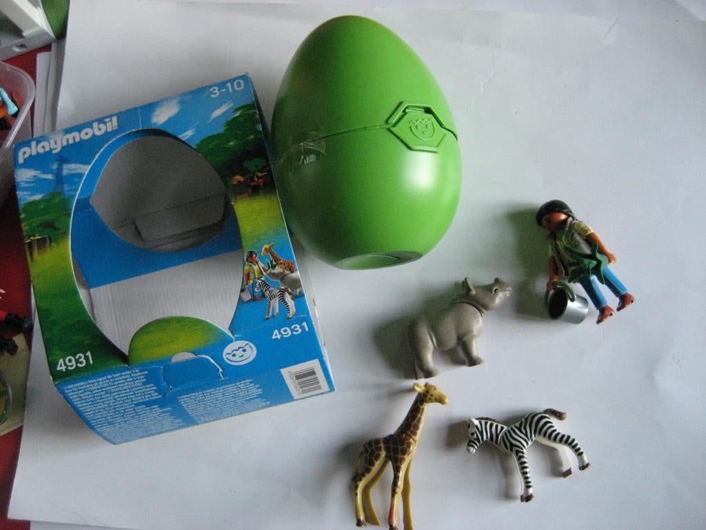 Playmobil dierenverzorger met dieren in ei, nog NIEUW !, Kinderen en Baby's, Speelgoed | Playmobil, Ophalen of Verzenden, Nieuw