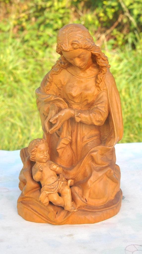 vierge priant anges a ses pied en resine imitation bois, Enlèvement ou Envoi
