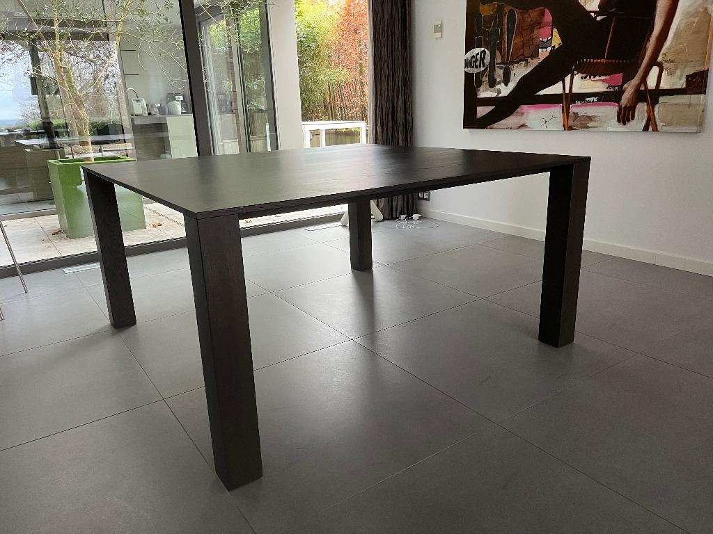 Vierkante zwarte massief eiken eettafel 1m50 op 1m50, Huis en Inrichting, Tafels | Eettafels, Ophalen, Gebruikt, 150 tot 200 cm