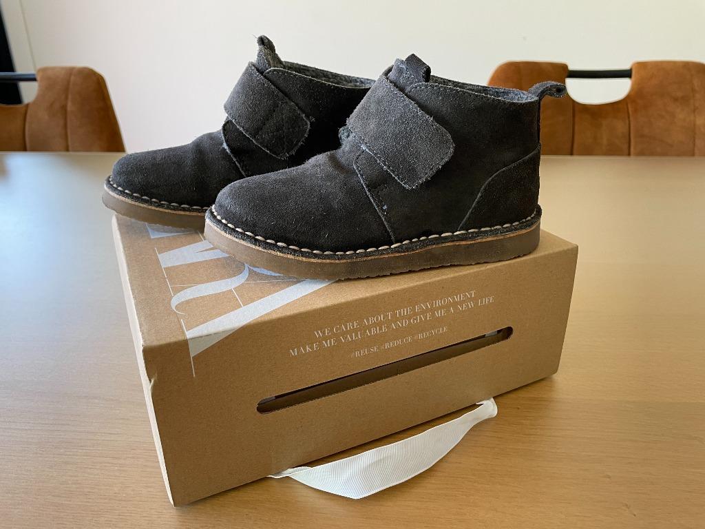 Schoenen Zara mt 26, Kinderen en Baby's, Ophalen, Zo goed als nieuw, Schoenen