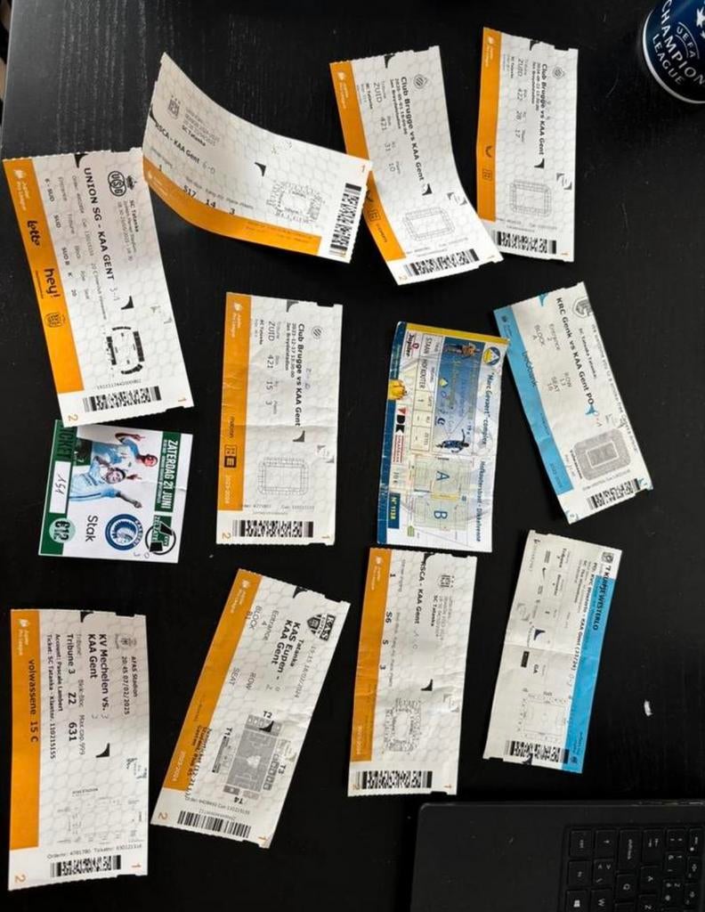 Tickets voetbalmatchen, Verzamelen, Sportartikelen en Voetbal, Gebruikt, Ophalen of Verzenden