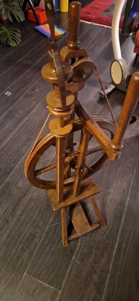 Une route ancienne, Enlèvement ou Envoi