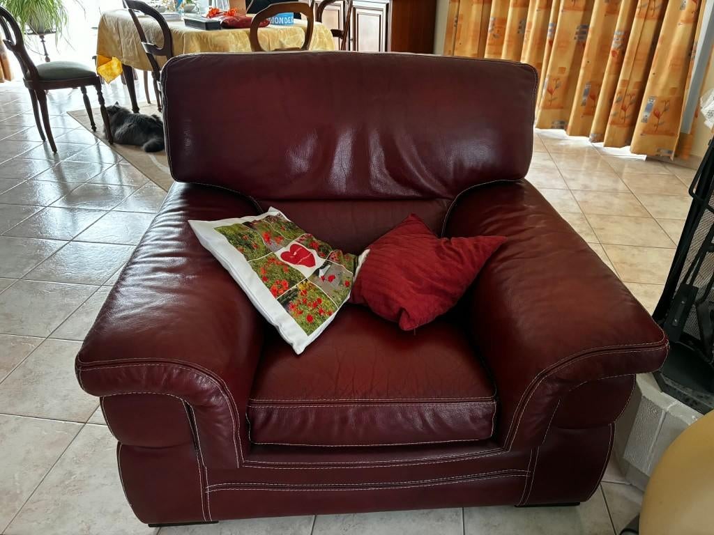 Lounge in bordeauxrood leer, Ophalen, Gebruikt, Tweepersoons, Leer