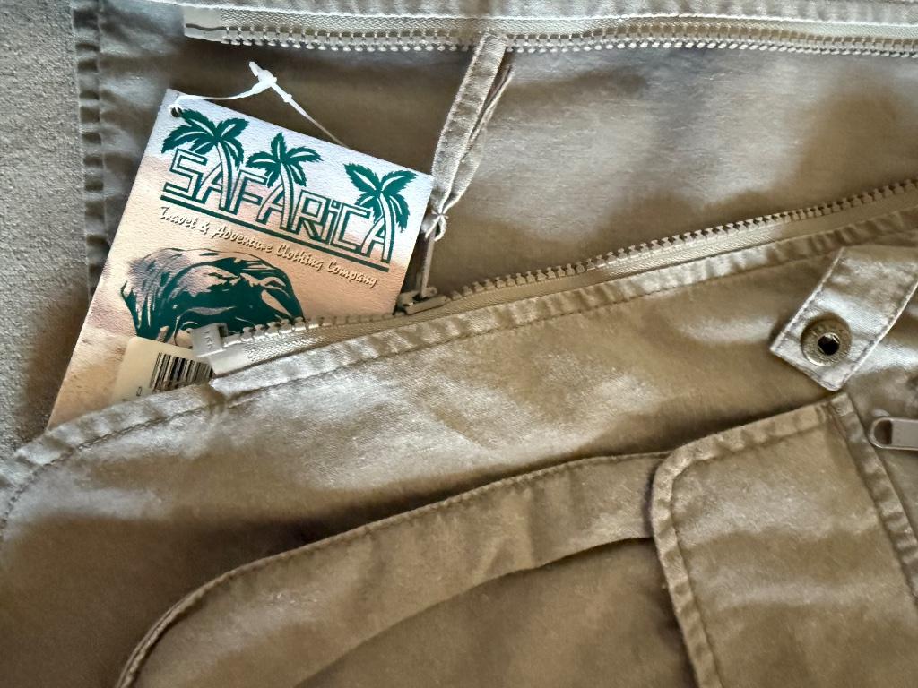 Nieuwe bodywarmer gekocht SA Adv. + label ring ongeopend, Ophalen of Verzenden, Nieuw, Grijs, Safarica