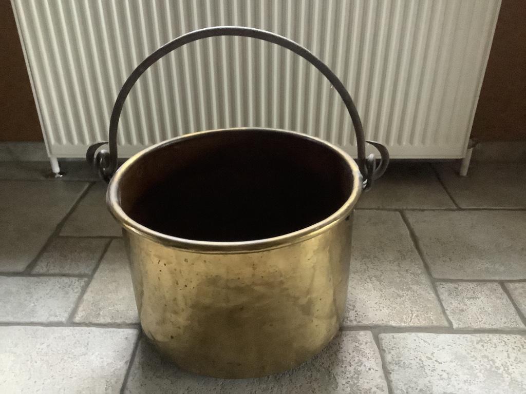 Chaudron cuivre ancien, Enlèvement, Cuivre
