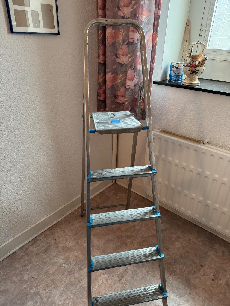 Escabelle, Enlèvement, Utilisé