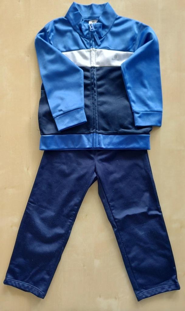 Donkerblauw trainingsvest Domyos, maat 98, Domyos, Enlèvement ou Envoi, Utilisé, Vêtements de sport ou Maillots de bain