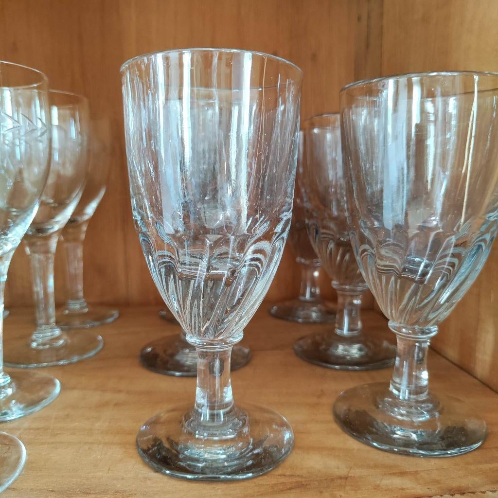 6 Antiek absintglas uit het einde van de 19e eeuw, Ophalen