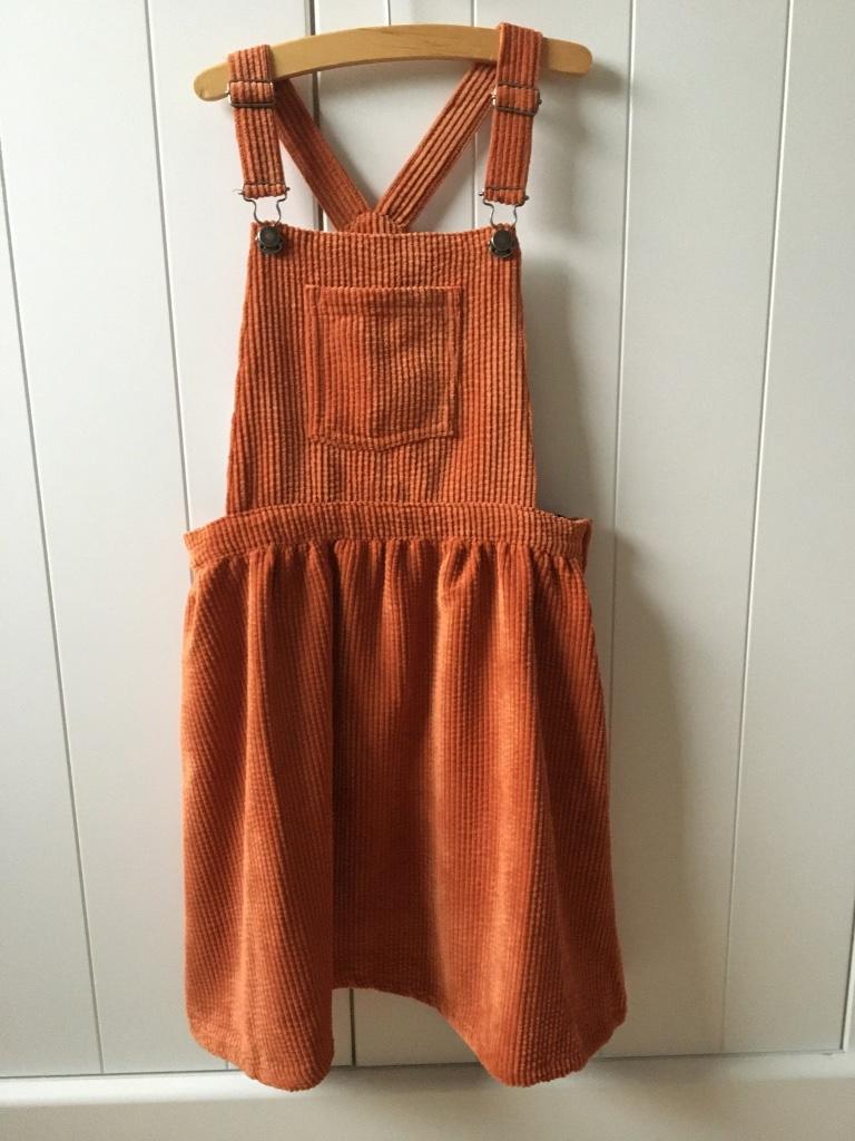 FILOU, roestkleurige jurk in velours maat 8 / 128 (nieuw), Kinderen en Baby's, Kinderkleding | Maat 128, Meisje, Nieuw, Filou & Friends
