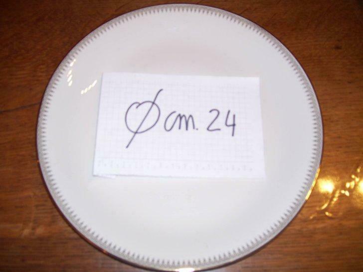 Assiettes en porcelaine, € 1 à la pièce, Maison & Meubles, Enlèvement, Neuf, Porcelaine, Assiettes(s)