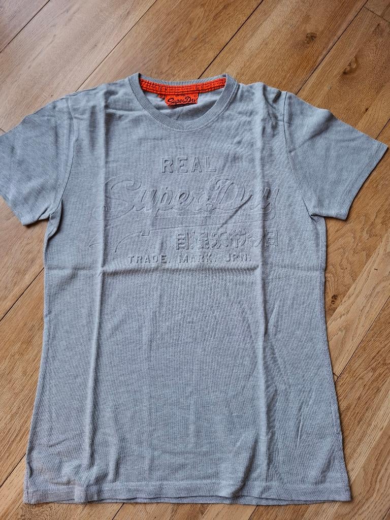 T shirt Superdry taille s gris, Ophalen, Grijs, Gedragen, Maat 46 (S) of kleiner